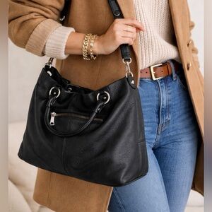 Kattee Black Leather Handbag.